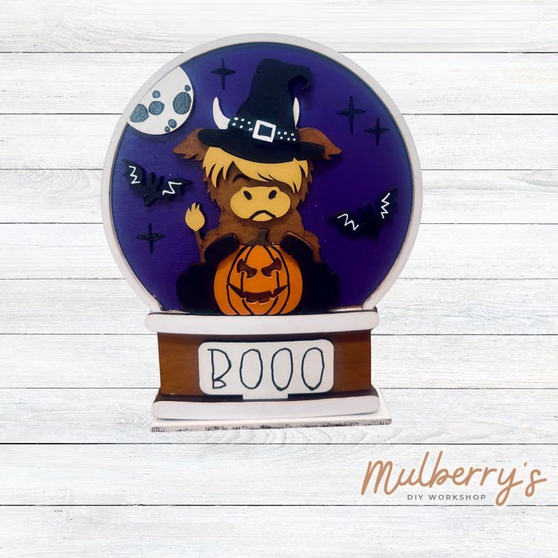 Our interchangeable mini snowglobe is the perfect addition to your seasonal decor! Simply switch out the interchangeable pieces for every holiday/season! Approximately 7" tall by 5.5" wide.