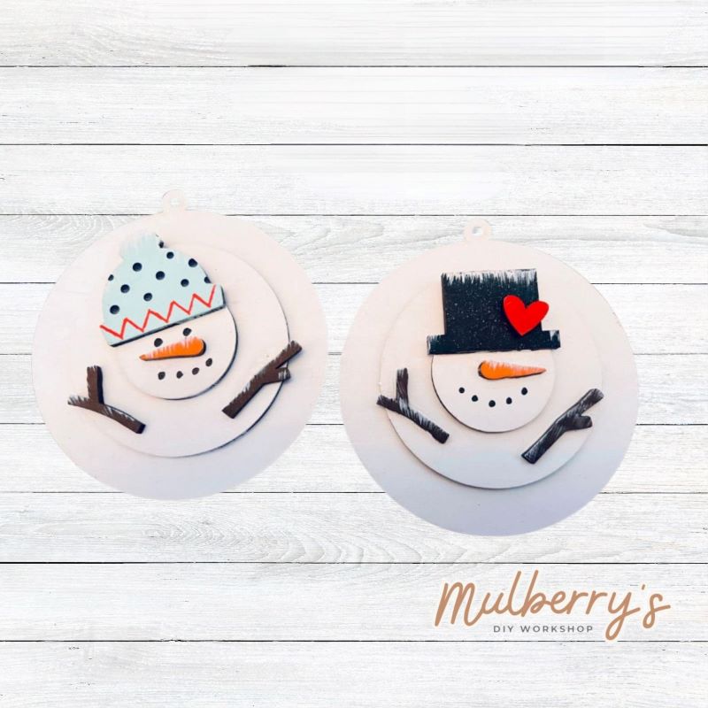 Our seasonal ornaments are great to display on your seasonal treees, tiered trays, or as gift tags! Approximately 3.5" in diameter.