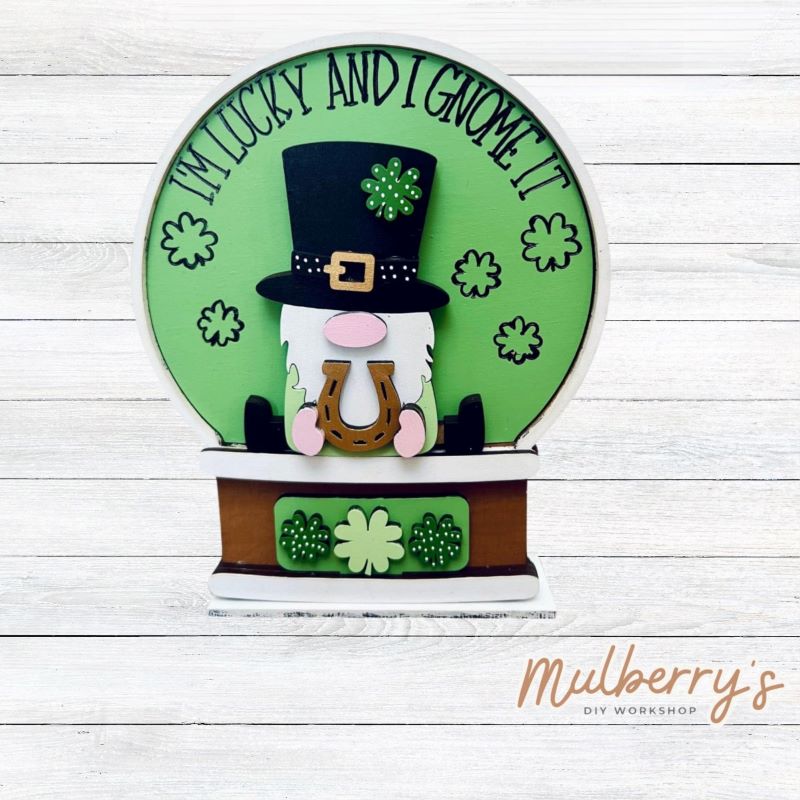 Our interchangeable mini snowglobe is the perfect addition to your seasonal decor! Simply switch out the interchangeable pieces for every holiday/season! Approximately 7" tall by 5.5" wide.