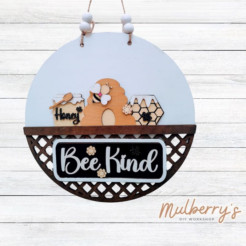 Bee Inserts for Interchangeable Lattice Round Door Hanger