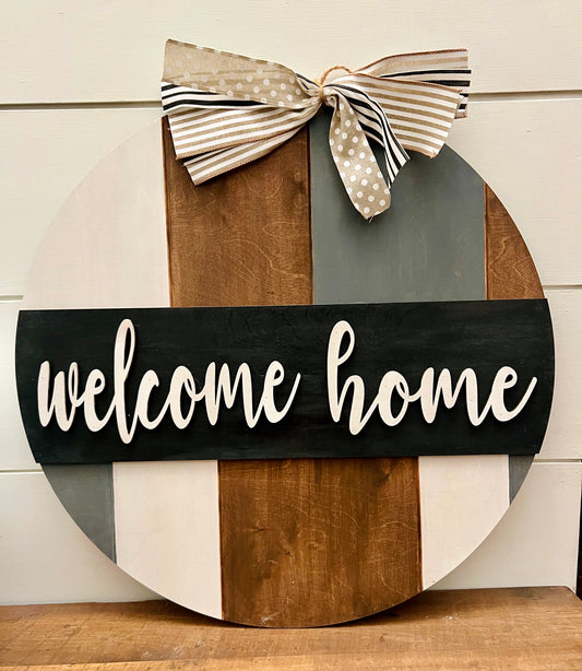 22" PAINTED "Welcome Home" Door Hanger