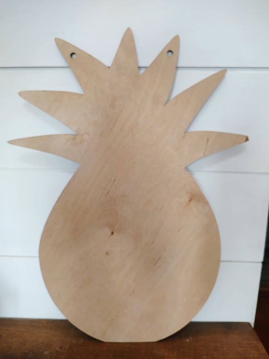 Unpainted Pineapple Door Hanger