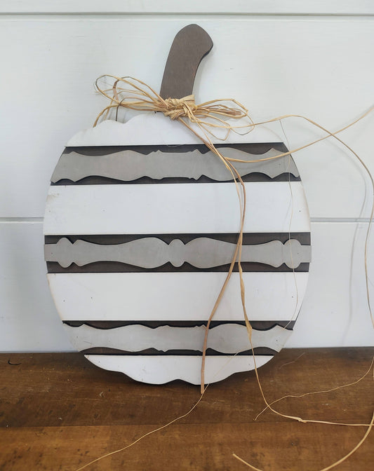 PAINTED Spindle Pumpkin