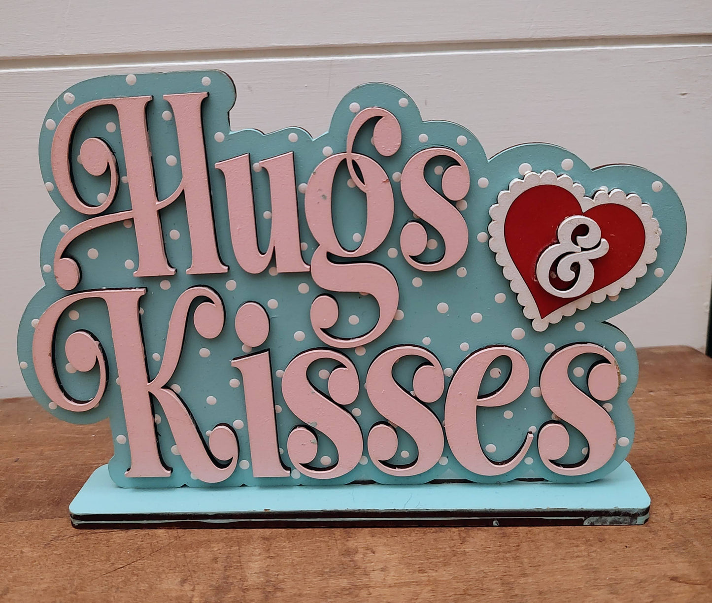 PAINTED Hugs & Kisses Shelf Sitter