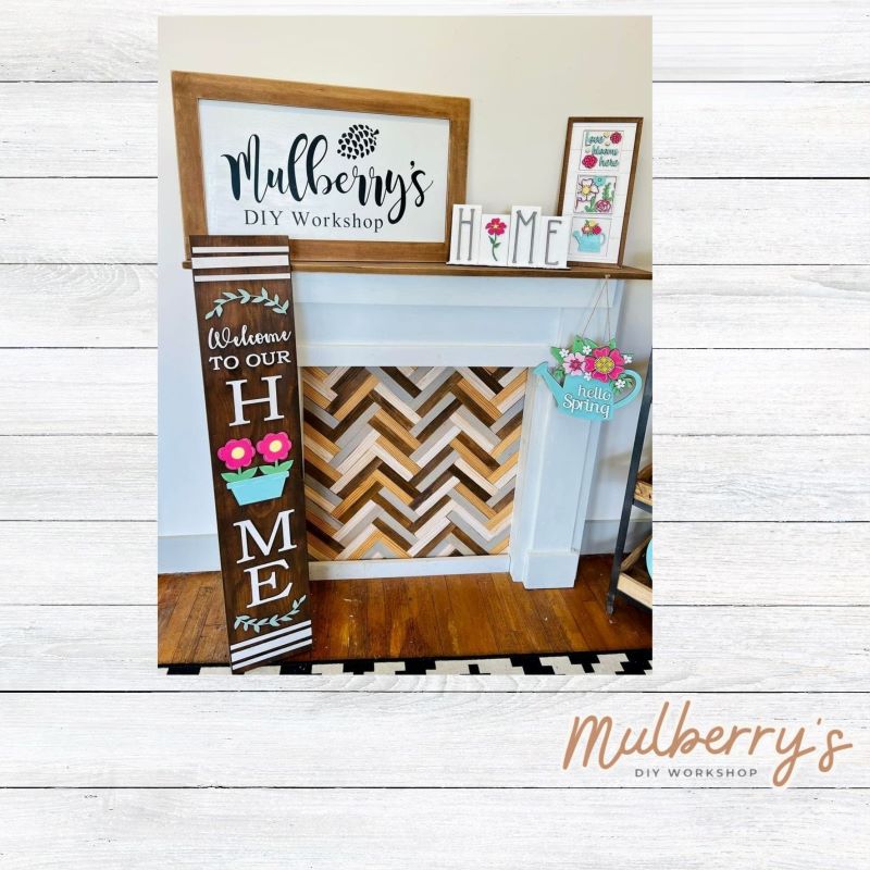 Our interchangeable HOME leaner is the perfect showcase project! It's approximately 4' long by 10" wide. The letter "O" can be swapped out for every season/holiday! It will great on your porch or anywhere in your home!  Includes: Porch Leaner with Flower Insert.