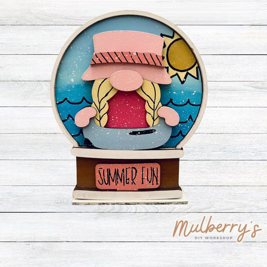 Our interchangeable mini snowglobe is the perfect addition to your seasonal decor! Simply switch out the interchangeable pieces for every holiday/season!

Approximately 7" tall by 5.5" wide.